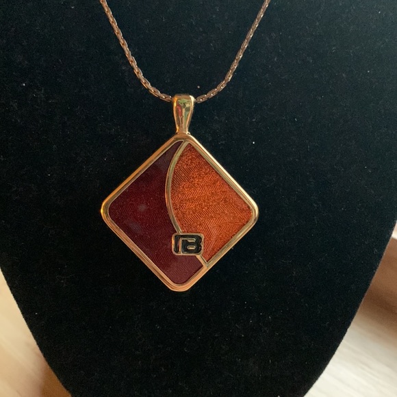 IB Jewelry - Vintage Fragrance necklace